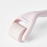 Micro Derma Roller (540/.25mm needles)・Pink